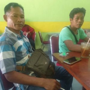Foto:Pance dan rekannya saat ditemui langsung oleh pihak media