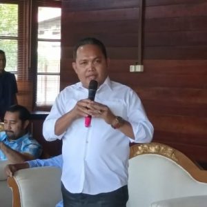 Melkianus Siap Duduk Dikursi Wakil Bupati Sintang