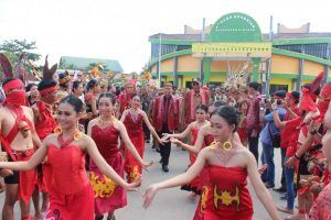 Ritual atau upacara adat Merupakan Esensi Dari Gawai Dayak
