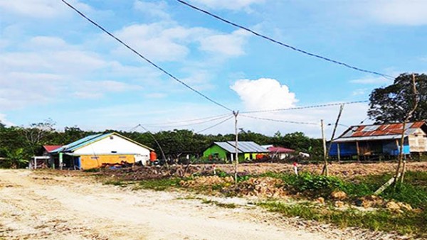 9 Tahun Menggunakan Kayu, Tiang Jaringan Listrik 6 Kali Terbakar