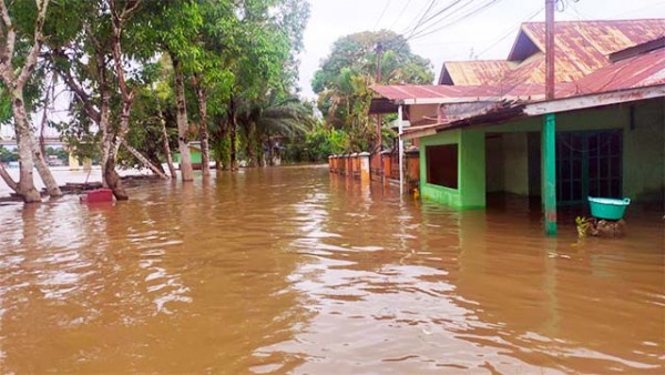 Kondisi Banjir di Pesisir Sungai